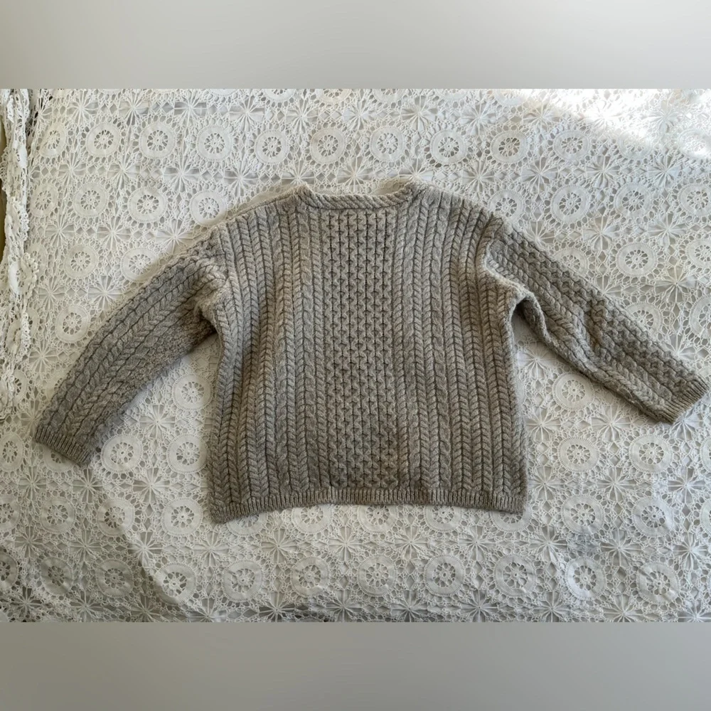 Irelandseye knit gray virgin wool fisherman crewneck sweater - Picture 5 of 5